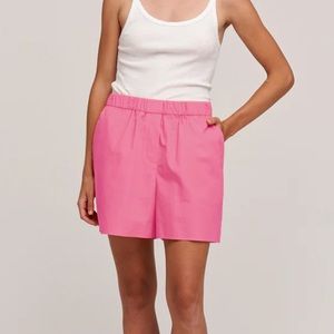 Velvet by Graham & Spencer high rise shorts